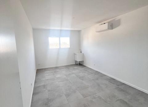 LOCAL PROFESSIONNEL T3 de 74m2