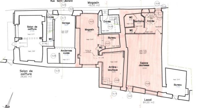 LOCAL COMMERCIAL +/-140 m2 A VENDRE A BERNIS - GARD