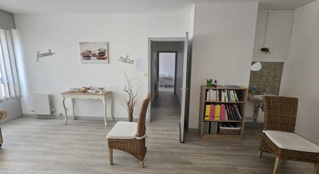 Local professionnel+parking en sous-sol
