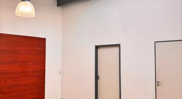 •	Local de 42 m² pour profession médicale