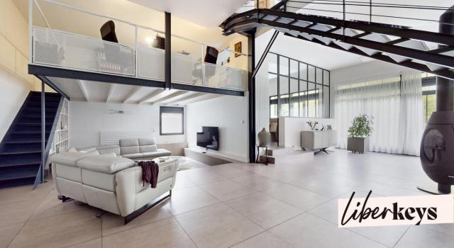 🏡 RARE à Saint-Maur-des-Fossés – Ensemble immobilier d’exception avec loft d'architecte + 3 appartements  – Le Parc de Saint Maur