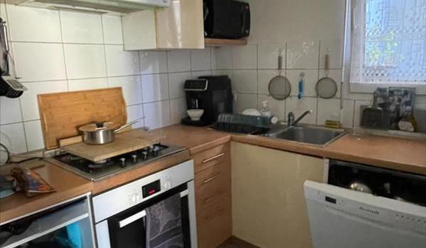 SAINT MALO immeuble divisé en 2 appartements loués
