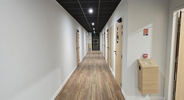 A LOUER – LOCATION  DE BUREAUX AMÉNAGÉS JUSQU'À 300 m² (divisibles à partir de 12 m²)