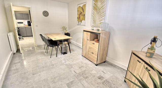Local commercial 87 m² - Boulevard Albert 1er - Antibes centre