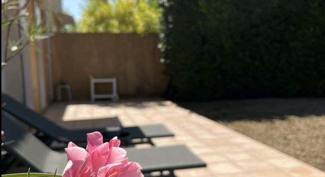 🏡 Location cabinet thérapeutique – Environnement calme et verdoyant en périphérie d’Aix-en-Provence 