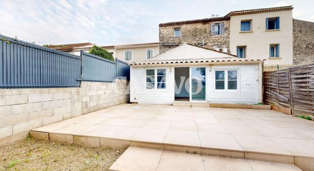 Vente Immeuble de 200m² - 13560 Sénas