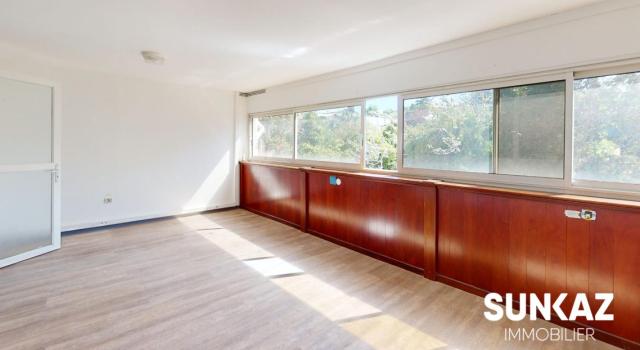 Local commercial Saint Pierre 345m2