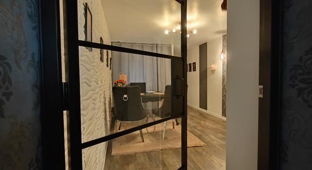 Ce joli Cabinet n'attend que ses prochains occupants