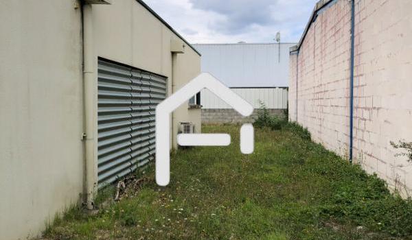 Local Commercial/Professionnel - Marsac Sur L Isle 170 m2