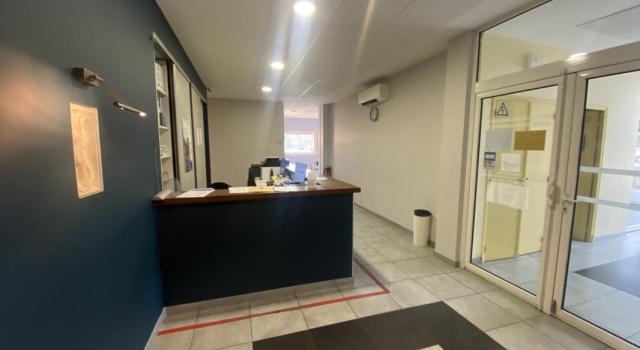 INVESTISSEMENT: Cabinet médical avec Parking/ vendu loué