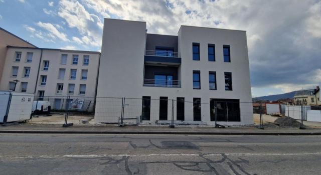 Local commercial 40 m² à vendre – « Pôle santé » à Mornant