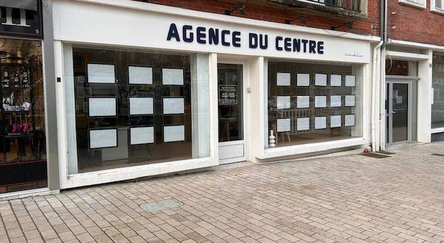 LISIEUX centre-ville, local commercial d'env. 60 m² avec belle vitrine