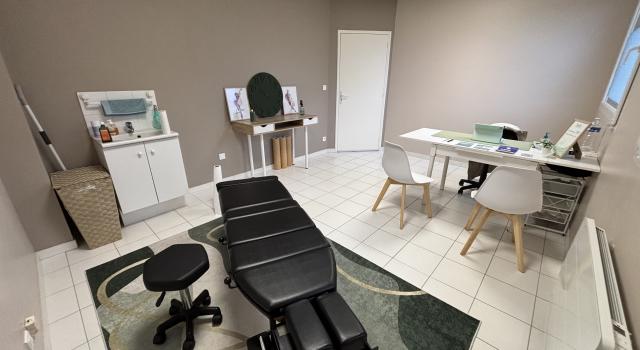 Local professionnel à louer – Centre médical – Magny-le-Hongre (77)