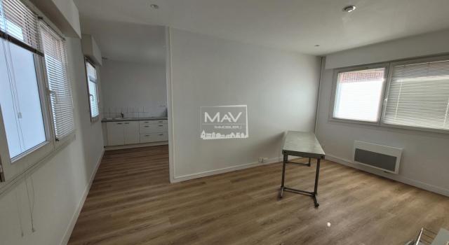 Bureaux Marquillies 2 pièces 31,08 m2