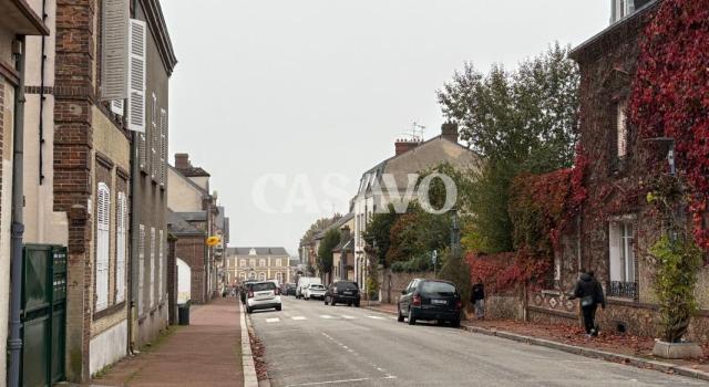 Vente Immeuble 7 pièces de 400m² - 28240 La Loupe