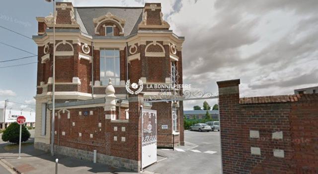A vendre immeuble professionnel Cambrai 8,59% net