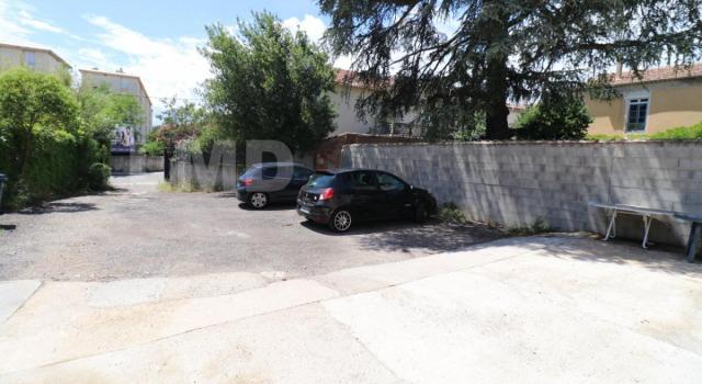 local 2 pièce(s) 206 m2