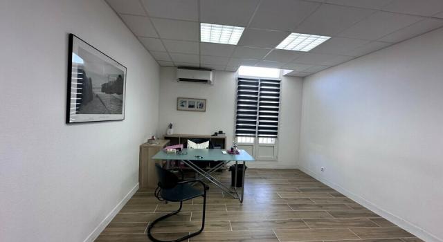 BUREAUX à vendre