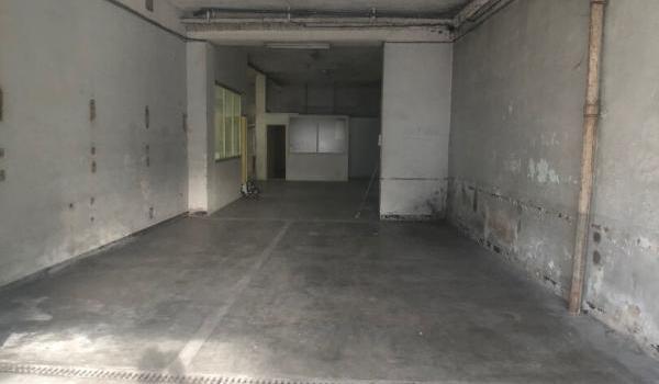 Grand local commercial Mazargues 13009 marseille