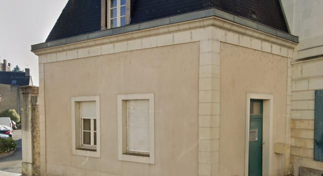 LOCAL COMMERCIAL A LA FLECHE