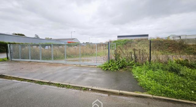 Terrain à Vendin les Béthune en zone industrielle