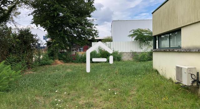 Local Commercial/Professionnel - Marsac Sur L Isle 170 m2