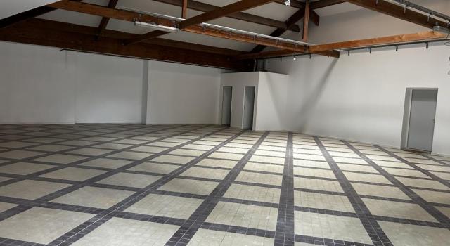 Local commercial Le Palais sur Vienne